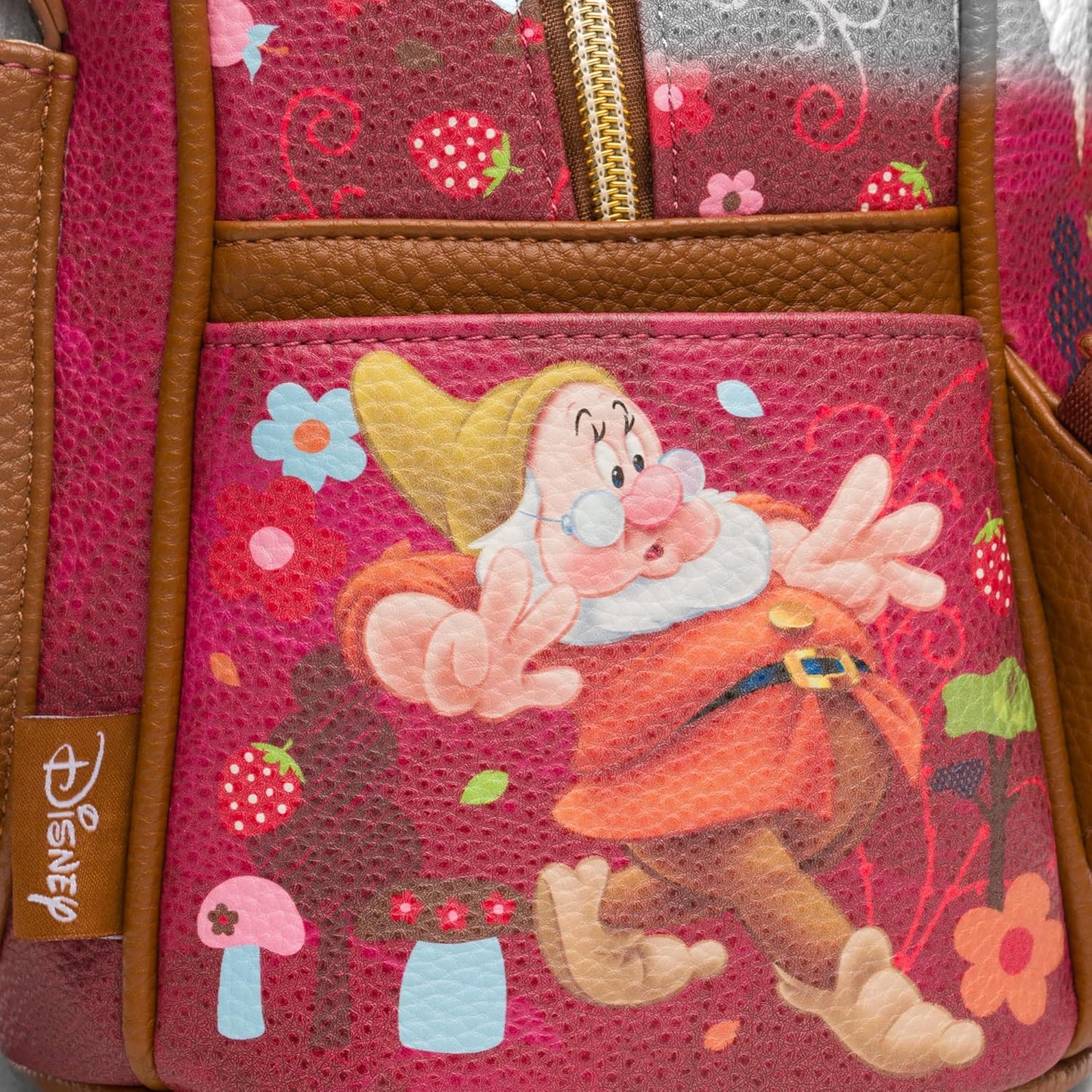 WondaPOP - Disney - Snow White & The Seven Dwarfs - 11" Vegan Leather Fashion Mini Backpack